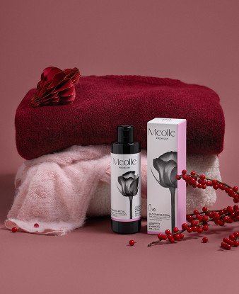 Parfum de rufe Blooming Petal 200 ml, concentrat, 40 de spălări - Meolle